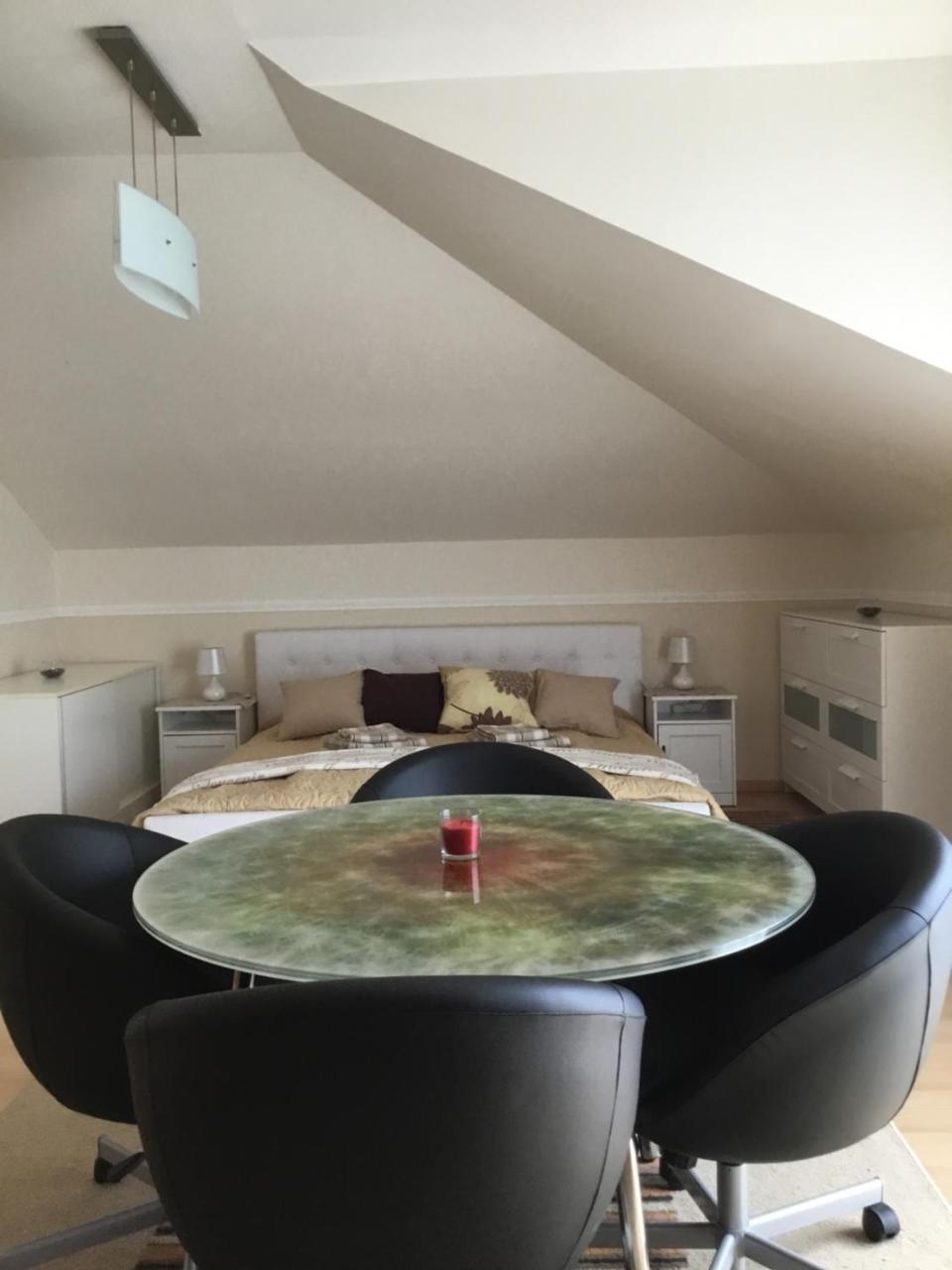 3 Bedroom Private Floor In Luxury Mansion Budapest Exterior photo